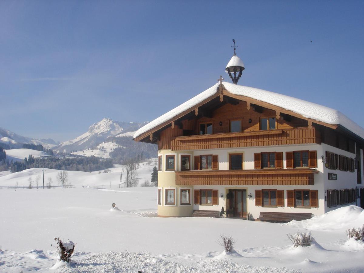 Bio-Bauernhof Bachangerhof Kössen Exteriör bild